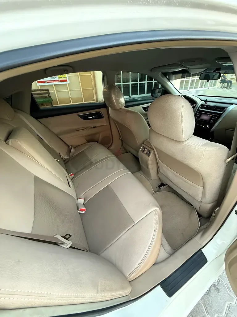 Nissan Altima 2.5 CVT (182 hp) - 10