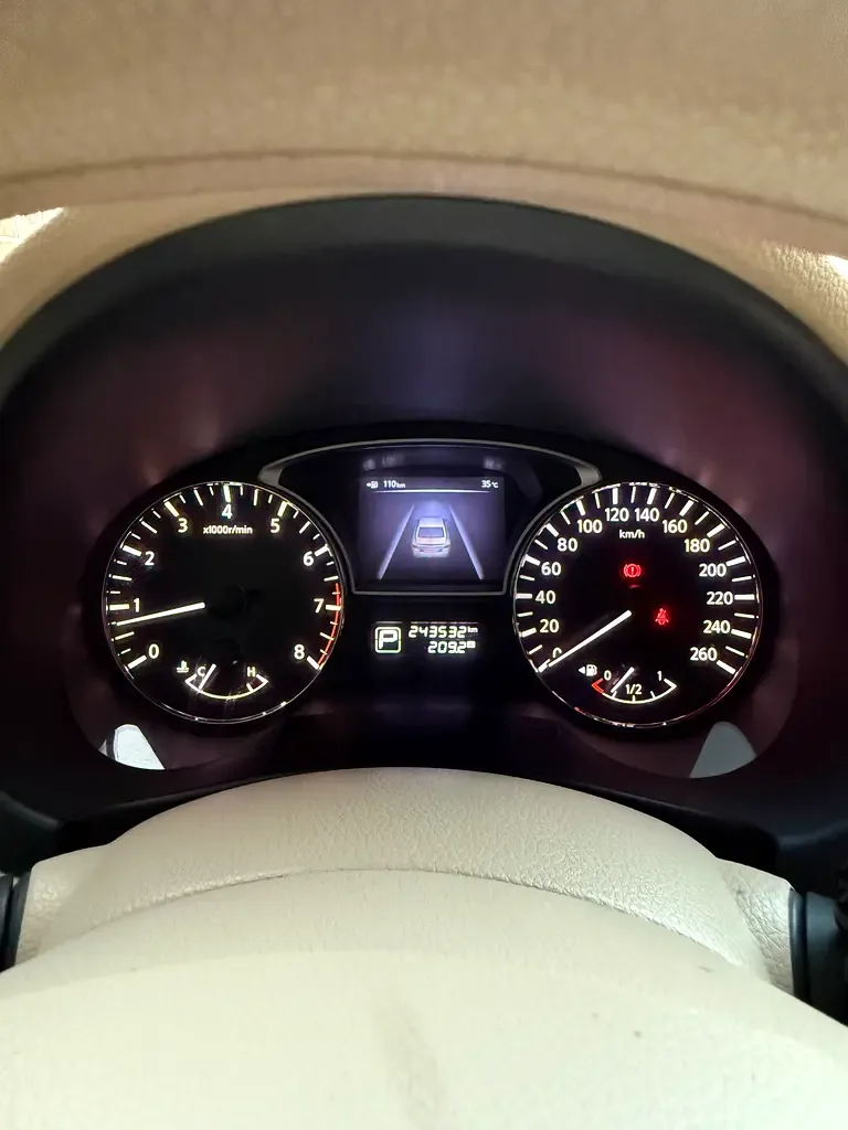 Nissan Altima 2.5 CVT (182 hp) - 8