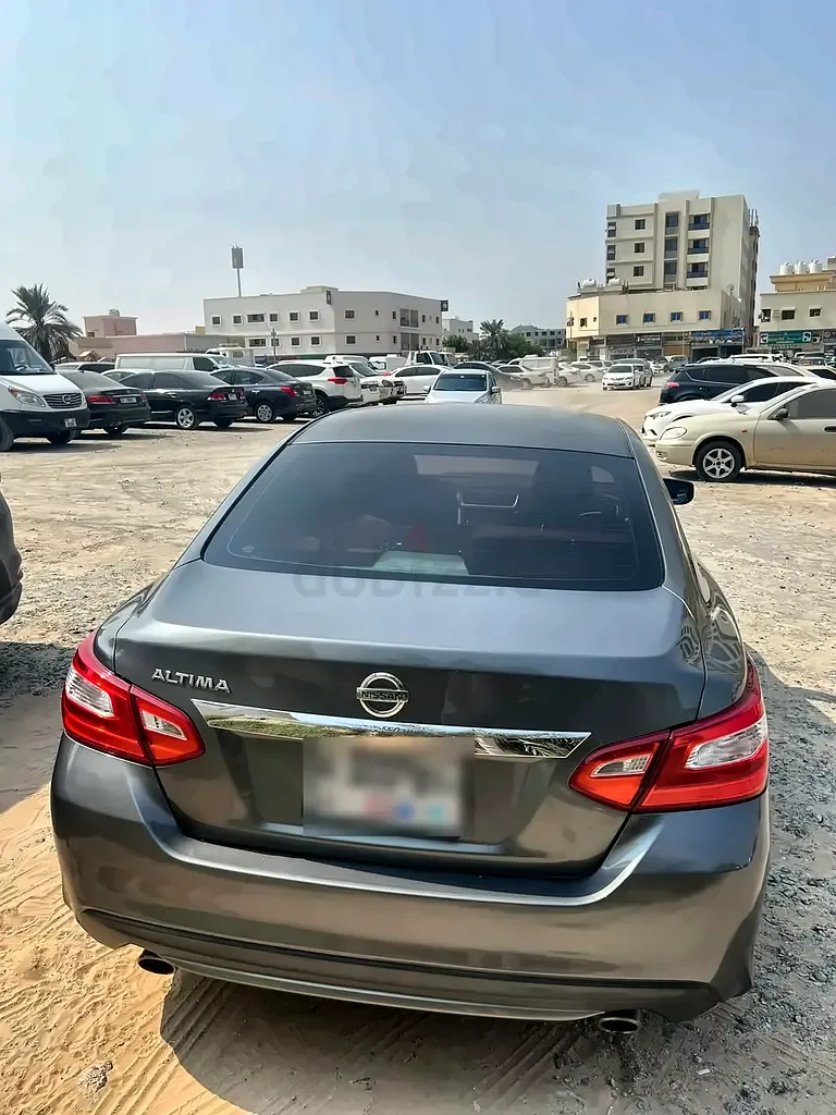 Nissan Altima 2.5 CVT (182 hp) - 2