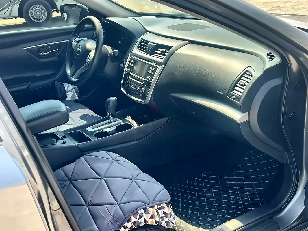 Nissan Altima 2.5 CVT (182 hp) - 5