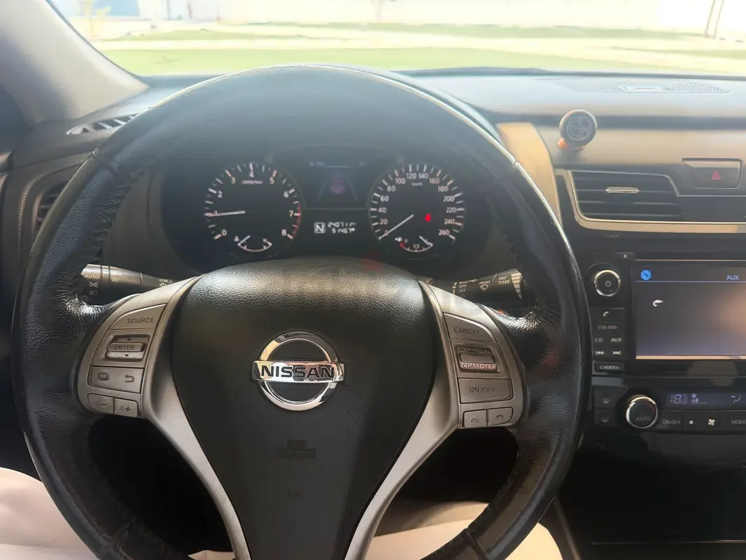 Nissan Altima 2.5 CVT (182 hp) - 5