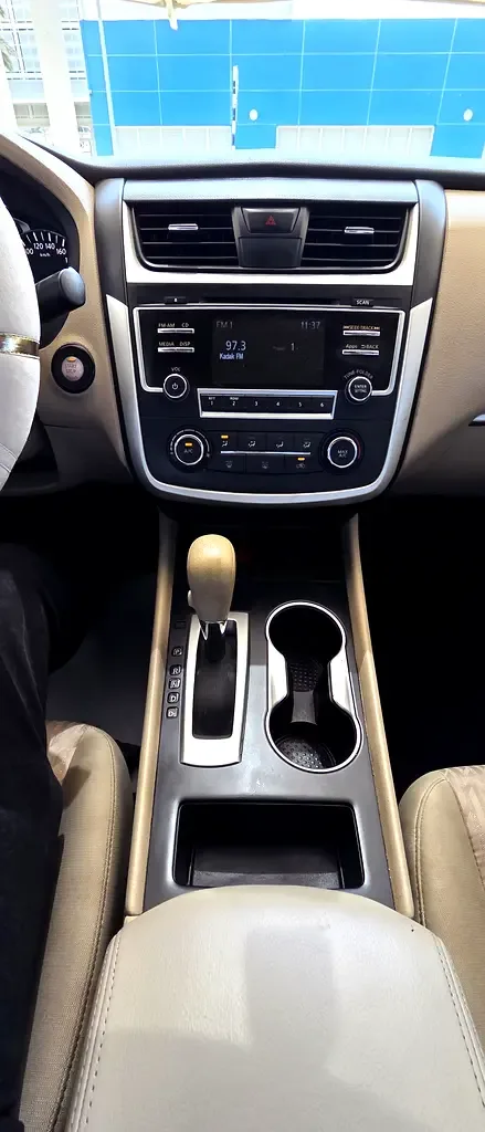 Nissan Altima 2.5 CVT (182 حصان) - 16