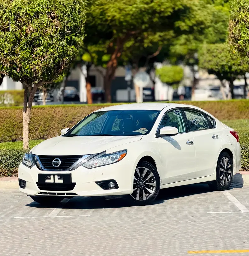 Nissan Altima 2.5 CVT (182 حصان) - 3