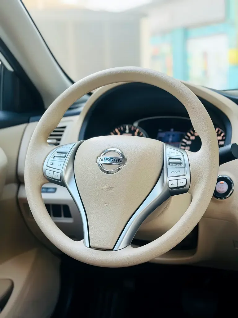 Nissan Altima 2.5 CVT (182 حصان) - 12