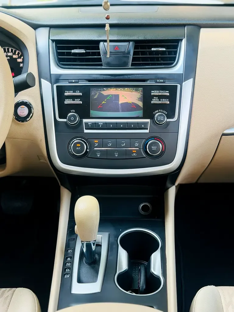 Nissan Altima 2.5 CVT (182 حصان) - 13