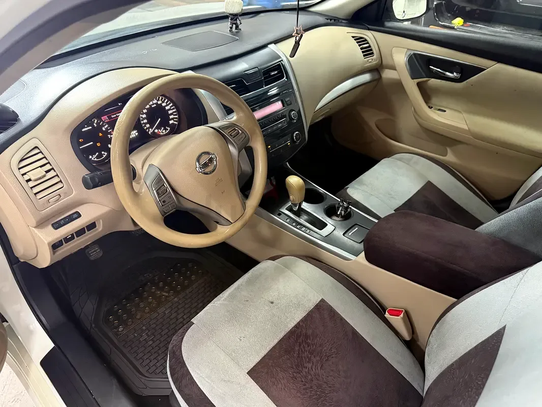 Nissan Altima 2.5 CVT (182 hp) - 5