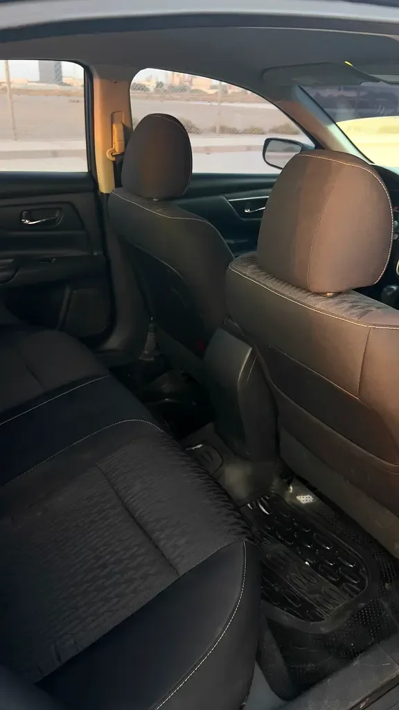 Nissan Altima 2.5 CVT (182 حصان) - 11