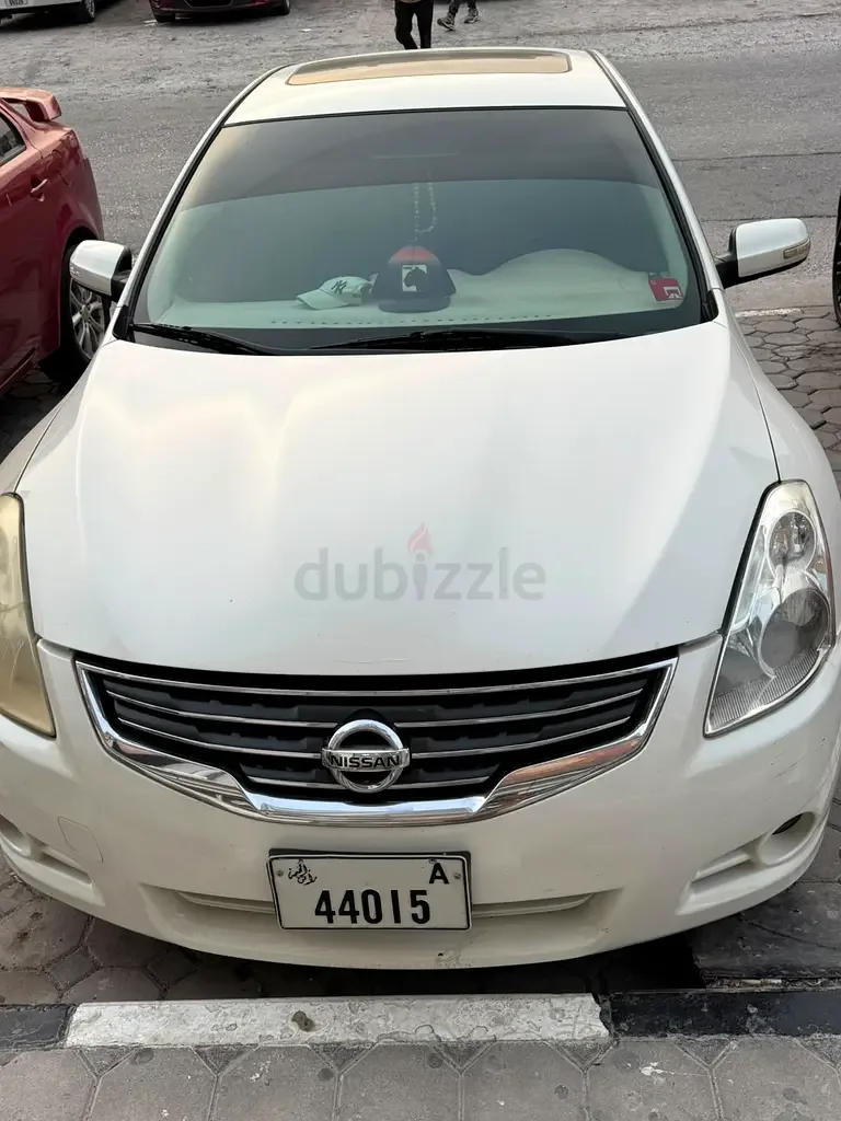 Nissan Altima 2.5 CVT (182 حصان) - 4