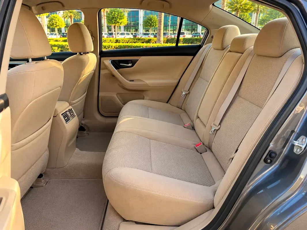 Nissan Altima 2.5 CVT (182 حصان) - 15