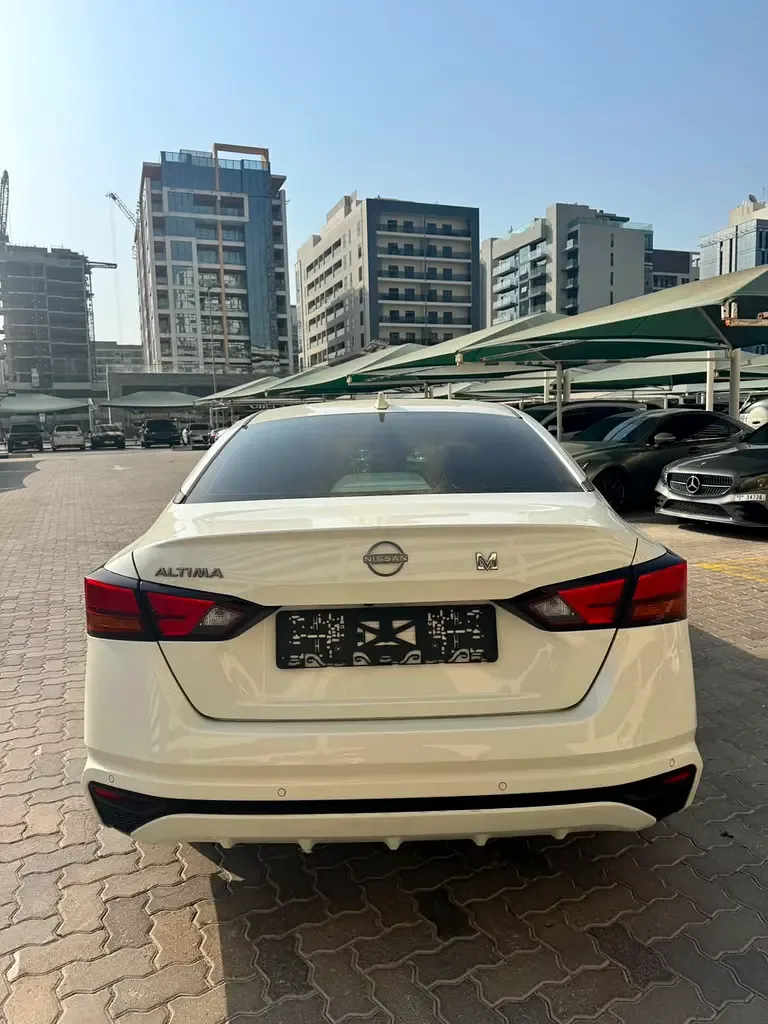 Nissan Altima 2.5 CVT (188 hp)