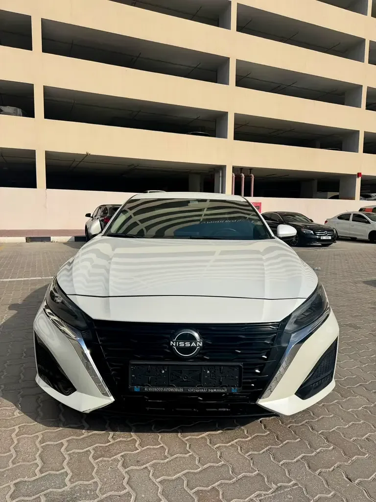 Nissan Altima 2.5 CVT (188 حصان) - 5