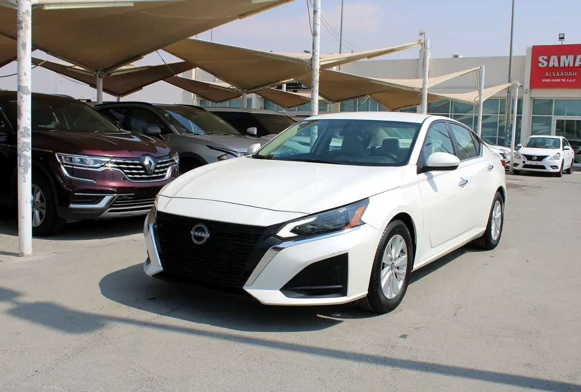 Nissan Altima 2.5 CVT (188 hp)