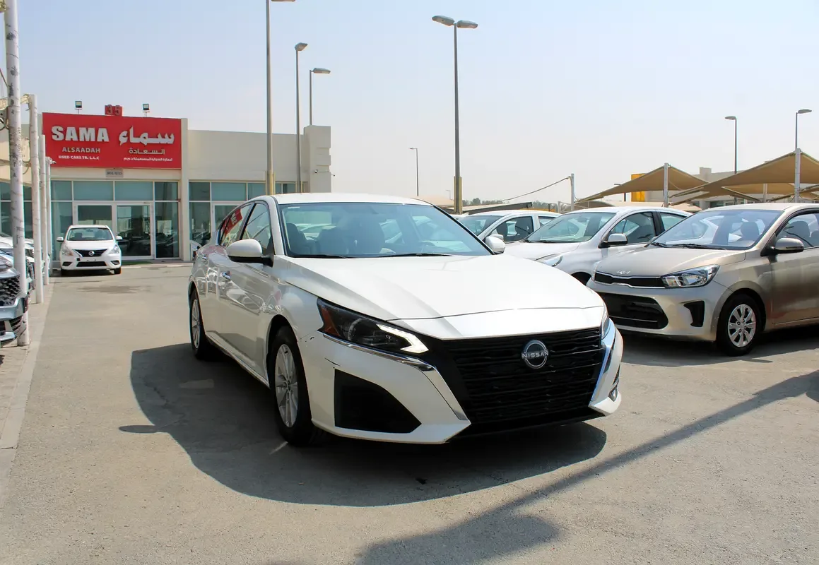 Nissan Altima 2.5 CVT (188 hp) - 3