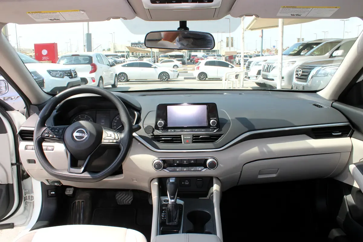 Nissan Altima 2.5 CVT (188 hp) - 6