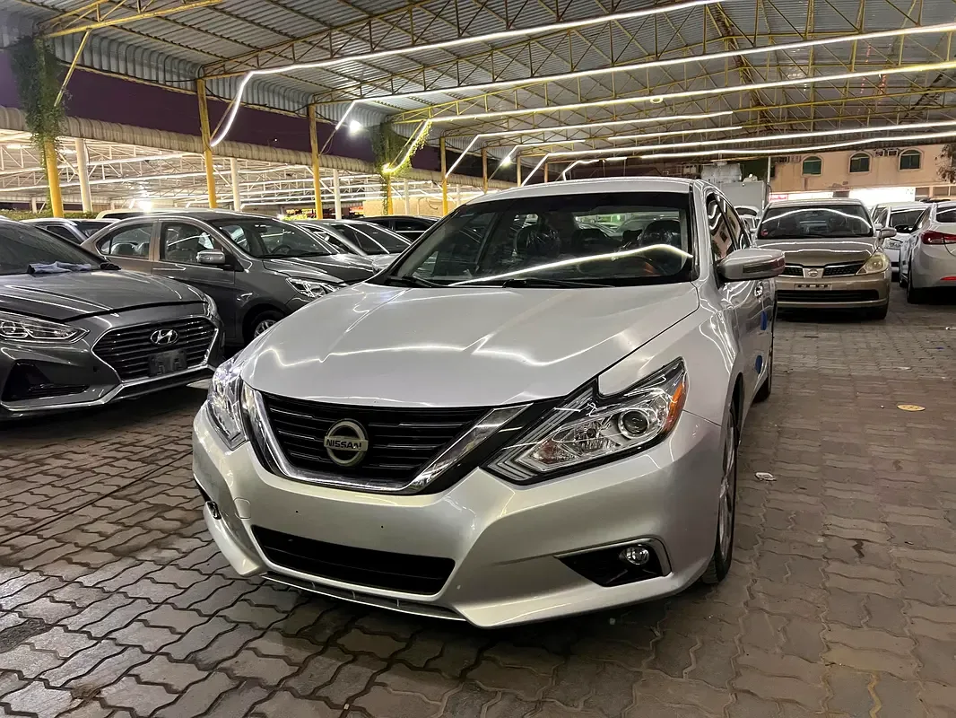 Nissan Altima 3.5 CVT (270 hp)