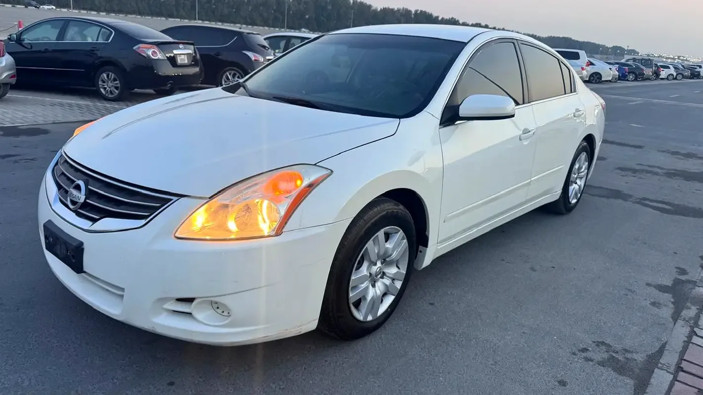 Nissan Altima 3.5 CVT (270 hp)
