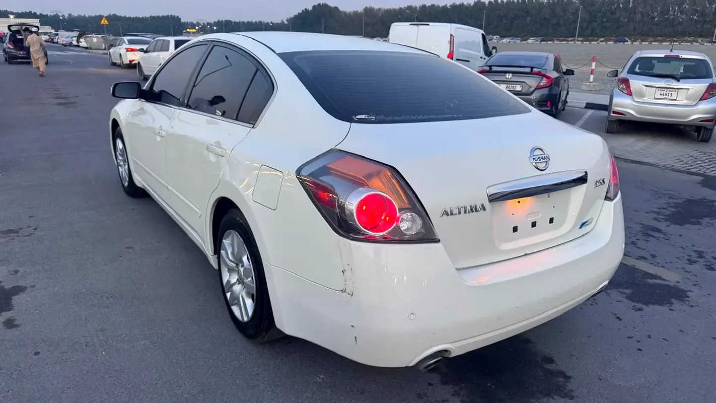 Nissan Altima 3.5 CVT (270 hp) - 6