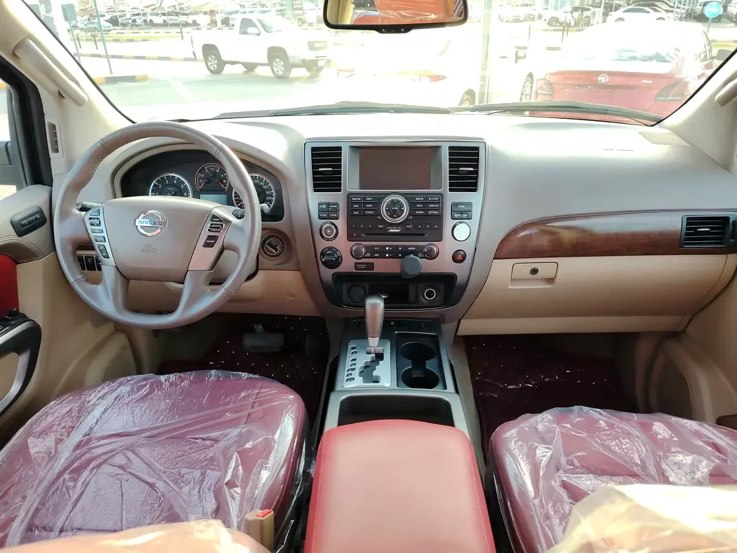 Nissan Armada 5.6 AT (317 حصان) - 15