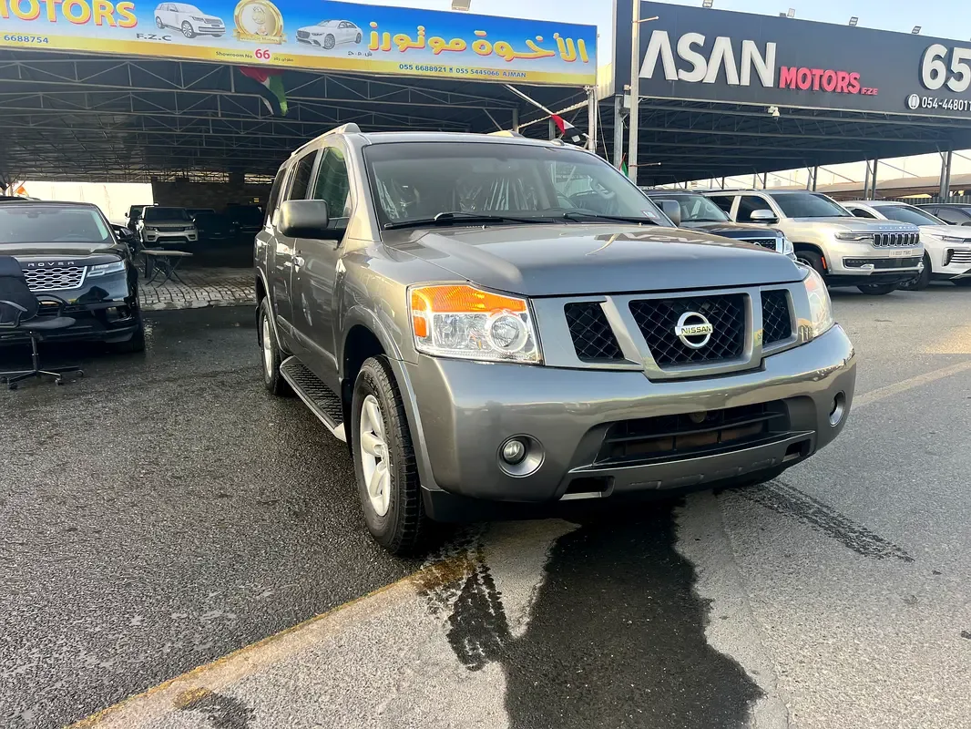 Nissan Armada 5.6 AT (317 hp)