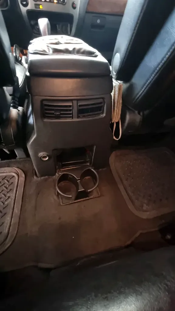 Nissan Armada 5.6 AT (317 حصان) - 17