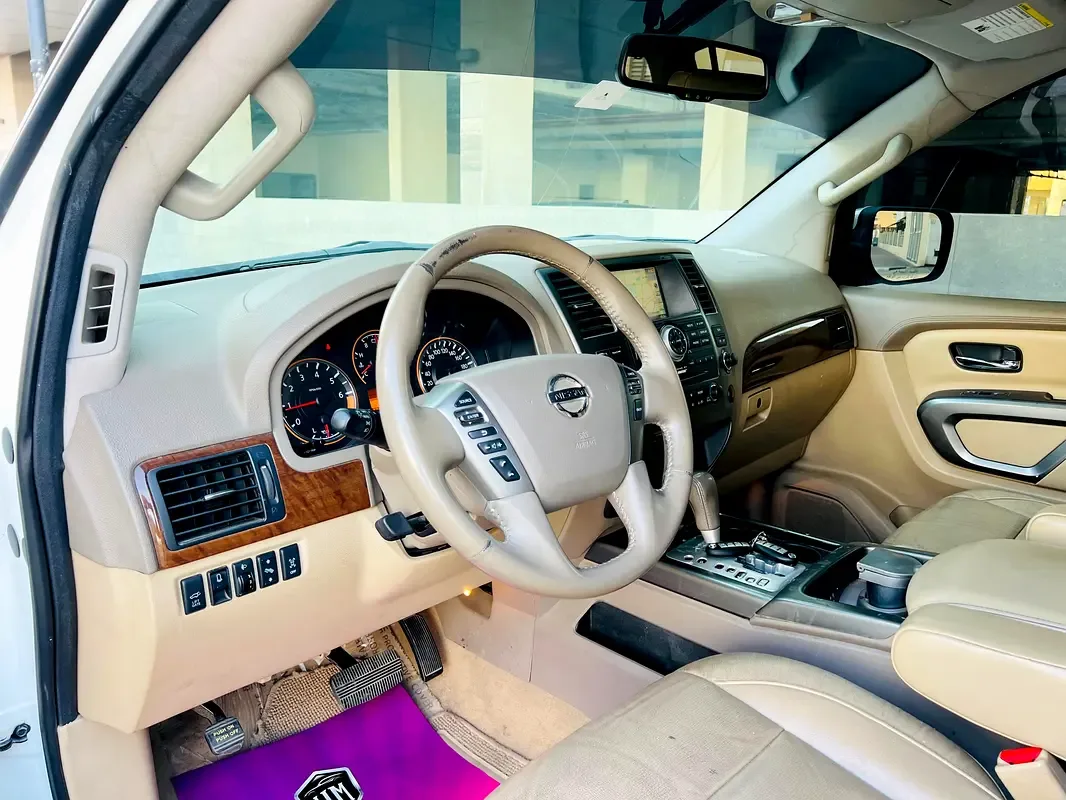 Nissan Armada 5.6 AT (317 حصان) - 14