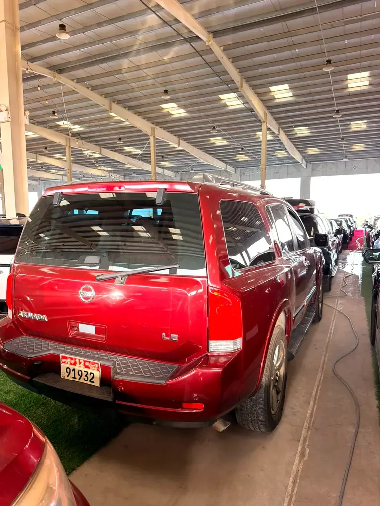 Nissan Armada 5.6 AT (317 hp) - 3