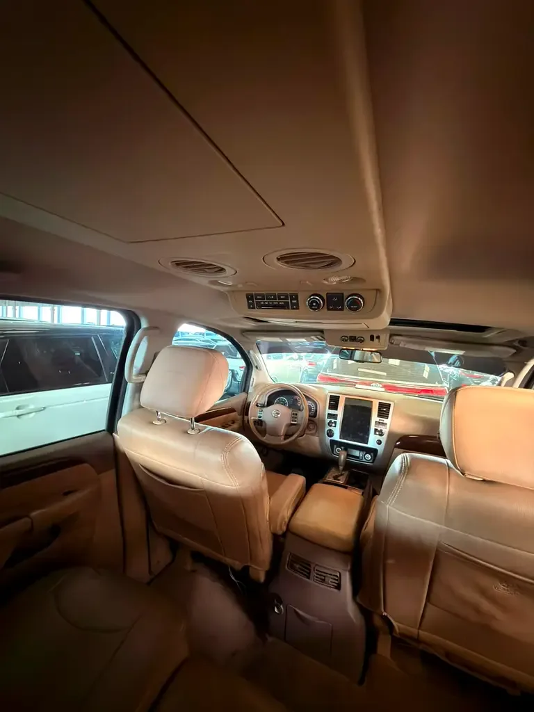 Nissan Armada 5.6 AT (317 hp) - 6