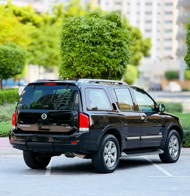 Nissan Armada 5.6 AT (317 حصان) - 6