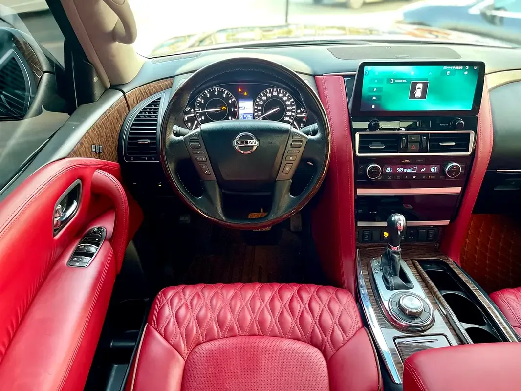 Nissan Armada 5.6 AT (390 hp) - 2