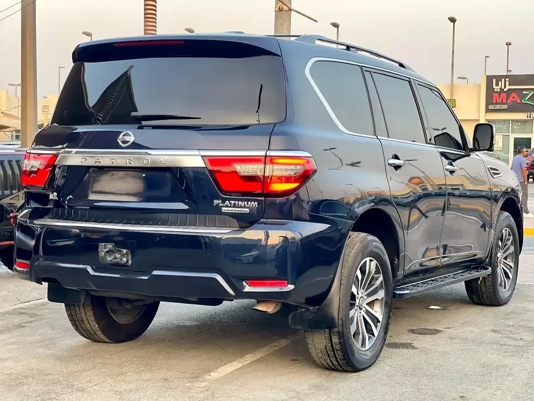 Nissan Armada 5.6 AT (390 hp) - 9