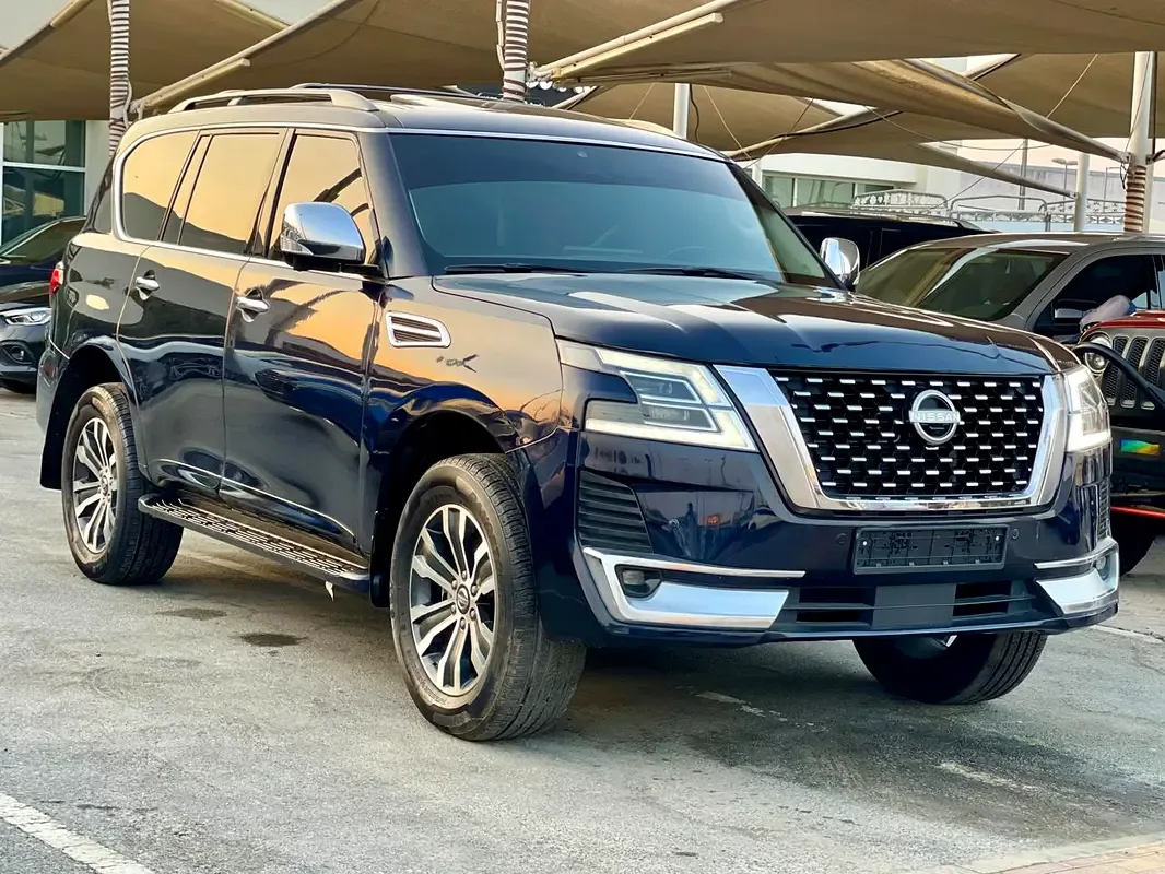 Nissan Armada 5.6 AT (390 hp) - 13