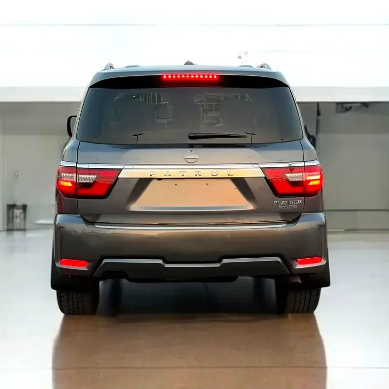 Nissan Armada 5.6 AT (395 hp) - 11
