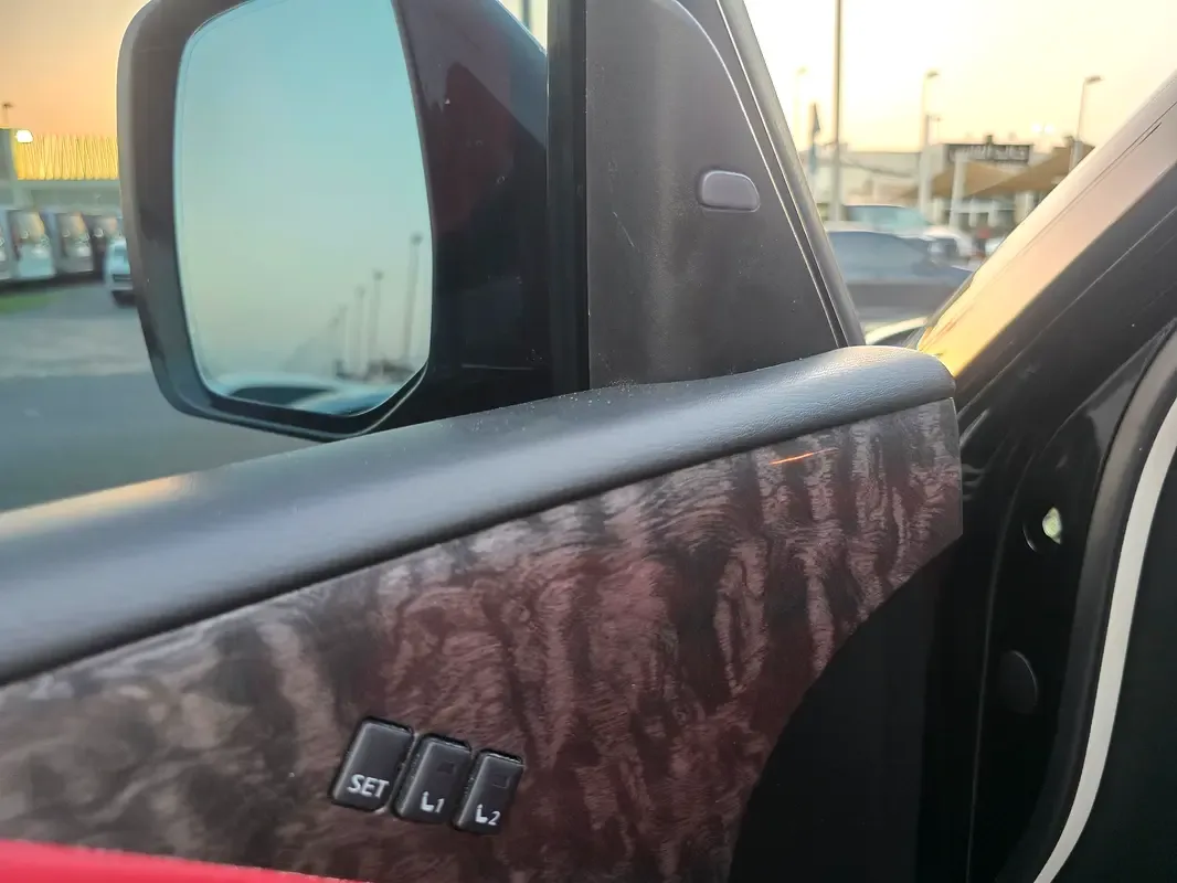 Nissan Armada 5.6 AT (395 hp) - 13