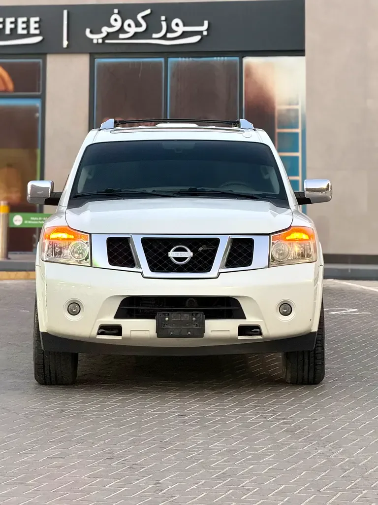 Nissan Armada 5.6 AT AWD (317 hp) - 3