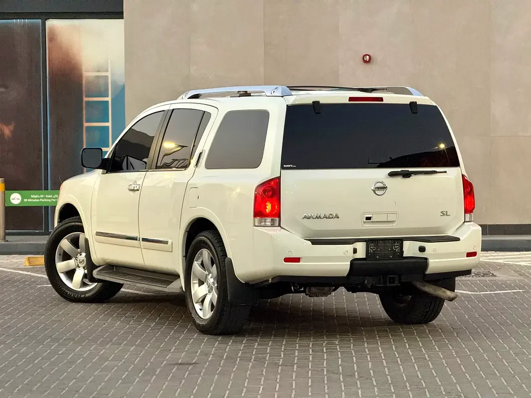 Nissan Armada 5.6 AT AWD (317 hp) - 5