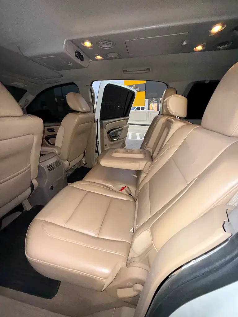 Nissan Armada 5.6 AT AWD (317 hp) - 7