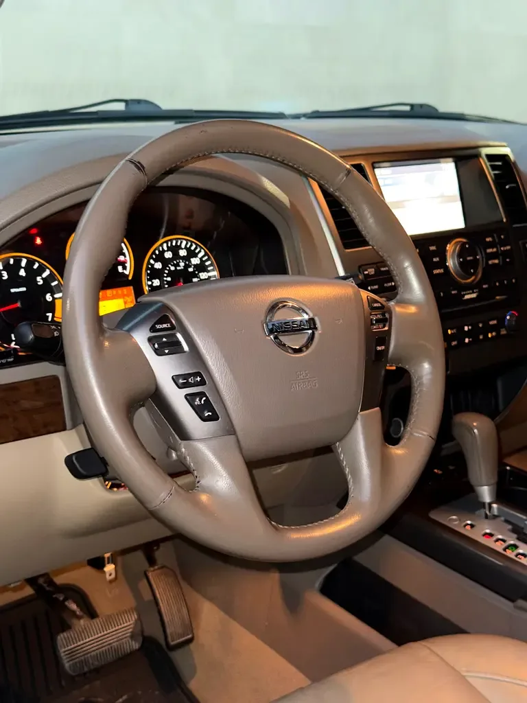 Nissan Armada 5.6 AT AWD (317 hp) - 13