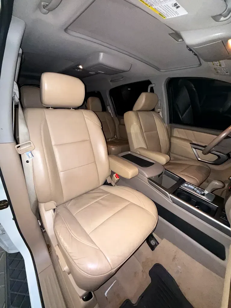 Nissan Armada 5.6 AT AWD (317 hp) - 18