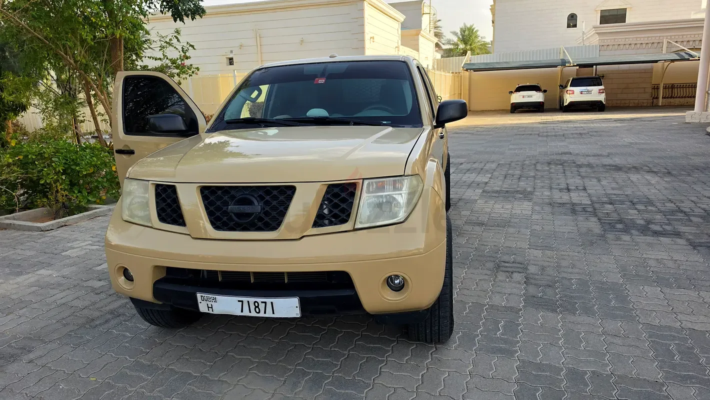 Nissan Frontier 4.0 AT RWD (261 hp)