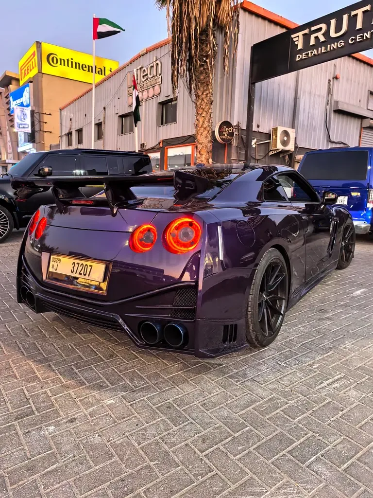 Nissan GT-R 3.8 AMT (485 حصان) - 3