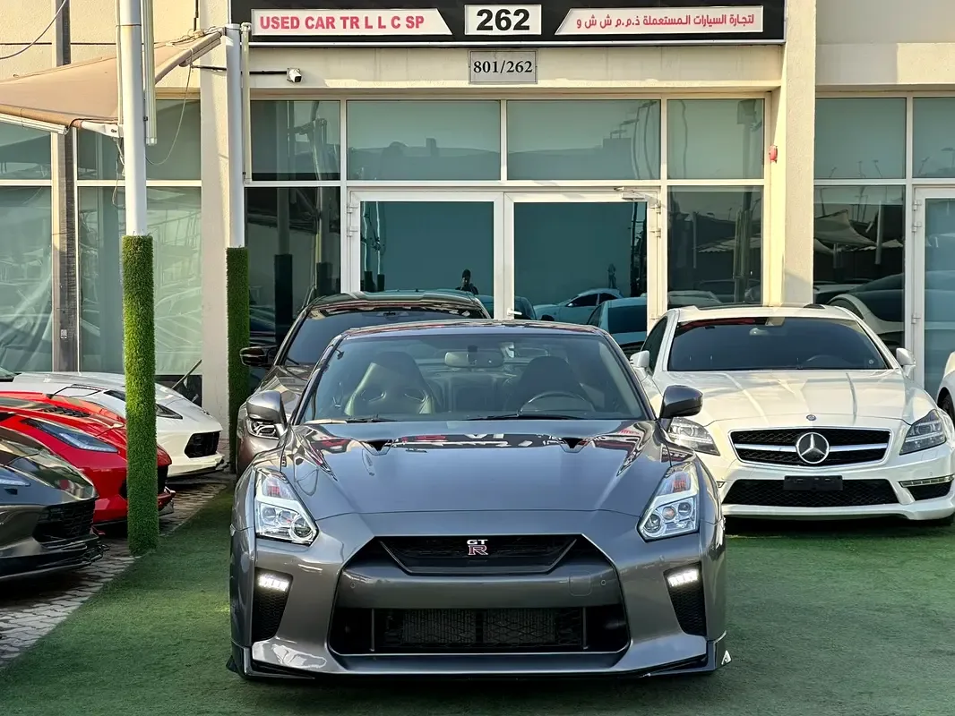 Nissan GT-R 3.8 AMT (555 حصان) - 3