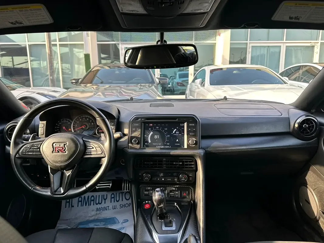 Nissan GT-R 3.8 AMT (555 حصان) - 6
