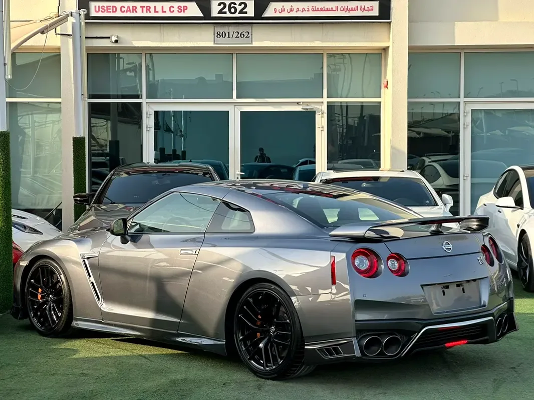 Nissan GT-R 3.8 AMT (555 حصان) - 5
