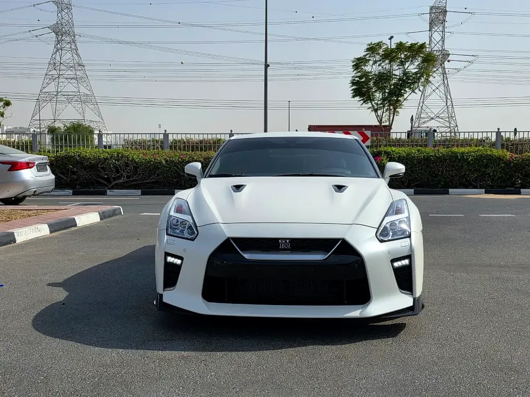 Nissan GT-R 3.8 AMT (555 hp) - 2