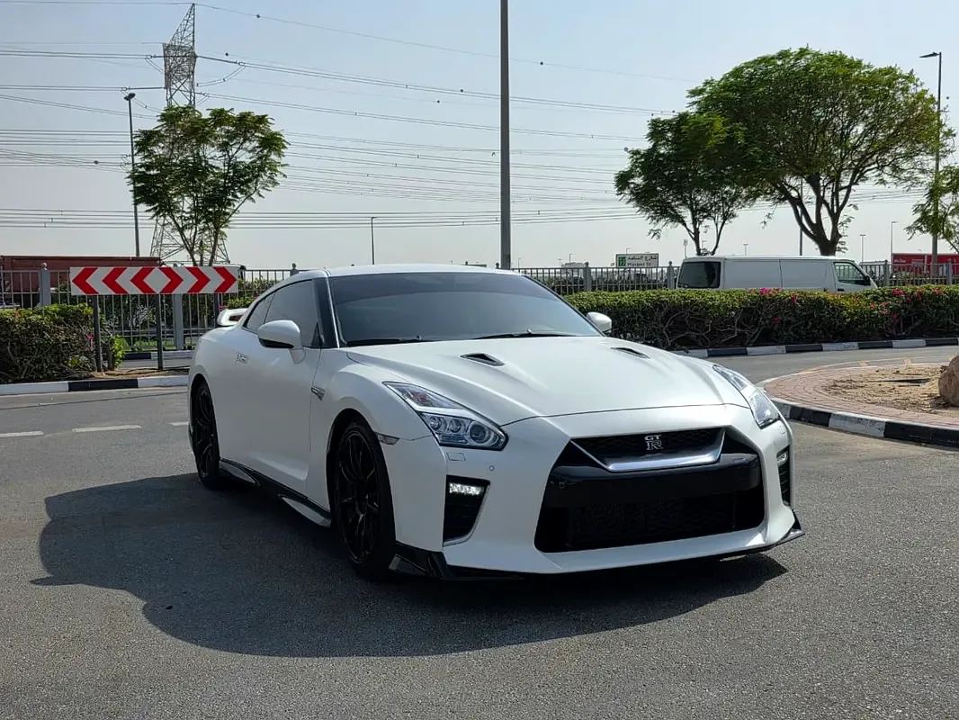 Nissan GT-R 3.8 AMT (555 hp) - 3