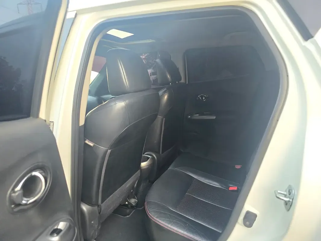 Nissan Juke 1.6 CVT (117 hp) - 12