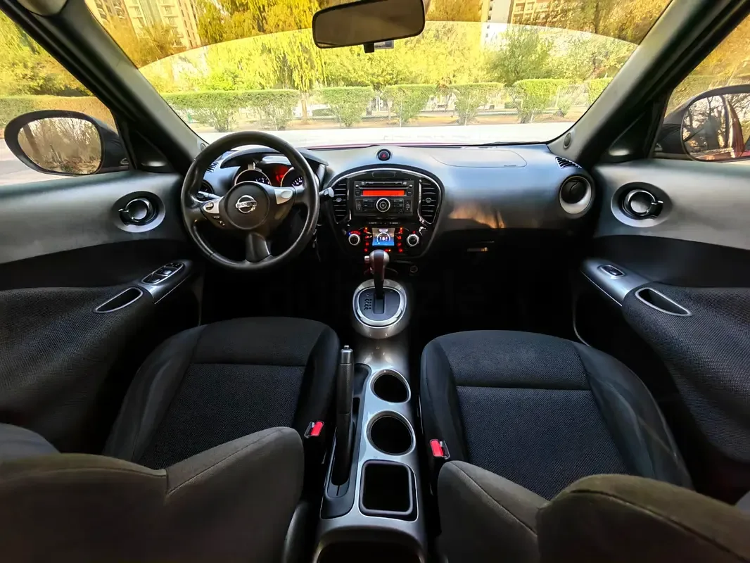 Nissan Juke 1.6 CVT (117 hp) - 17