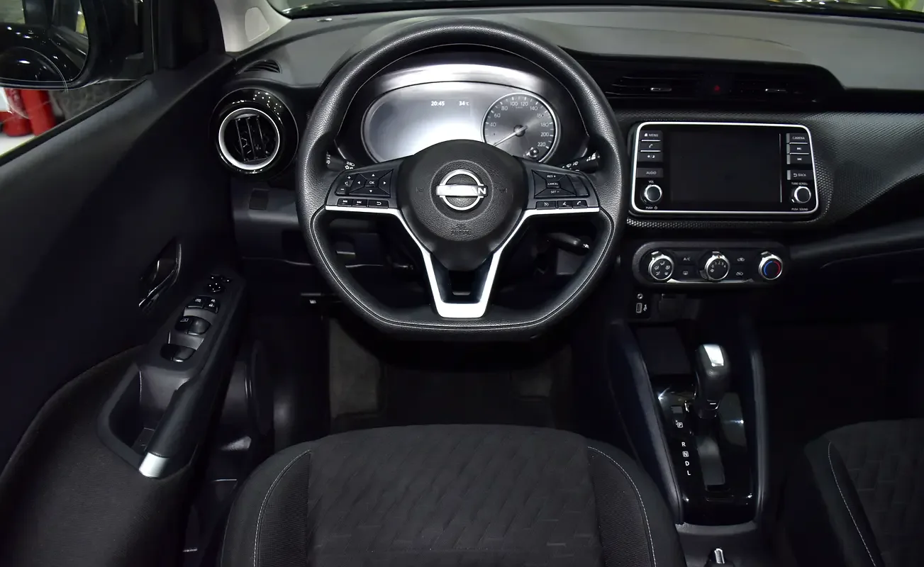 Nissan Kicks 2.0 CVT (141 hp) - 12