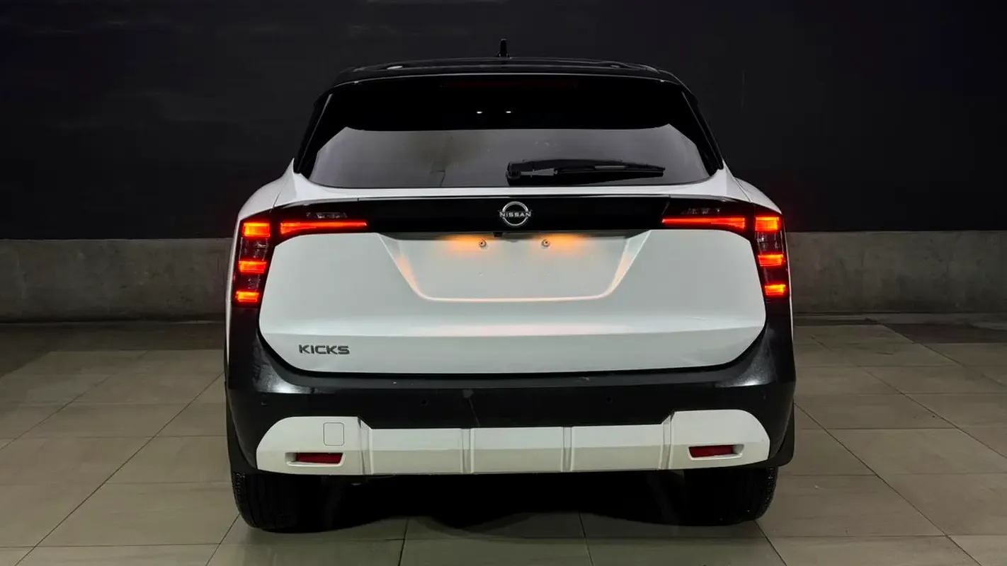 Nissan Kicks 2.0 CVT (141 hp) - 9