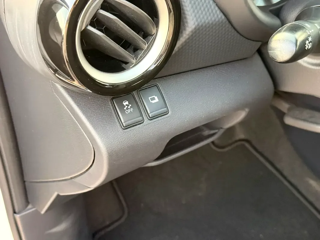 Nissan Kicks 2.0 CVT (141 hp) - 14